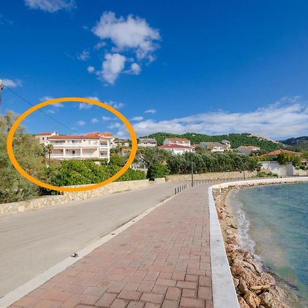 Apartments Marijana Banjol Exterior foto
